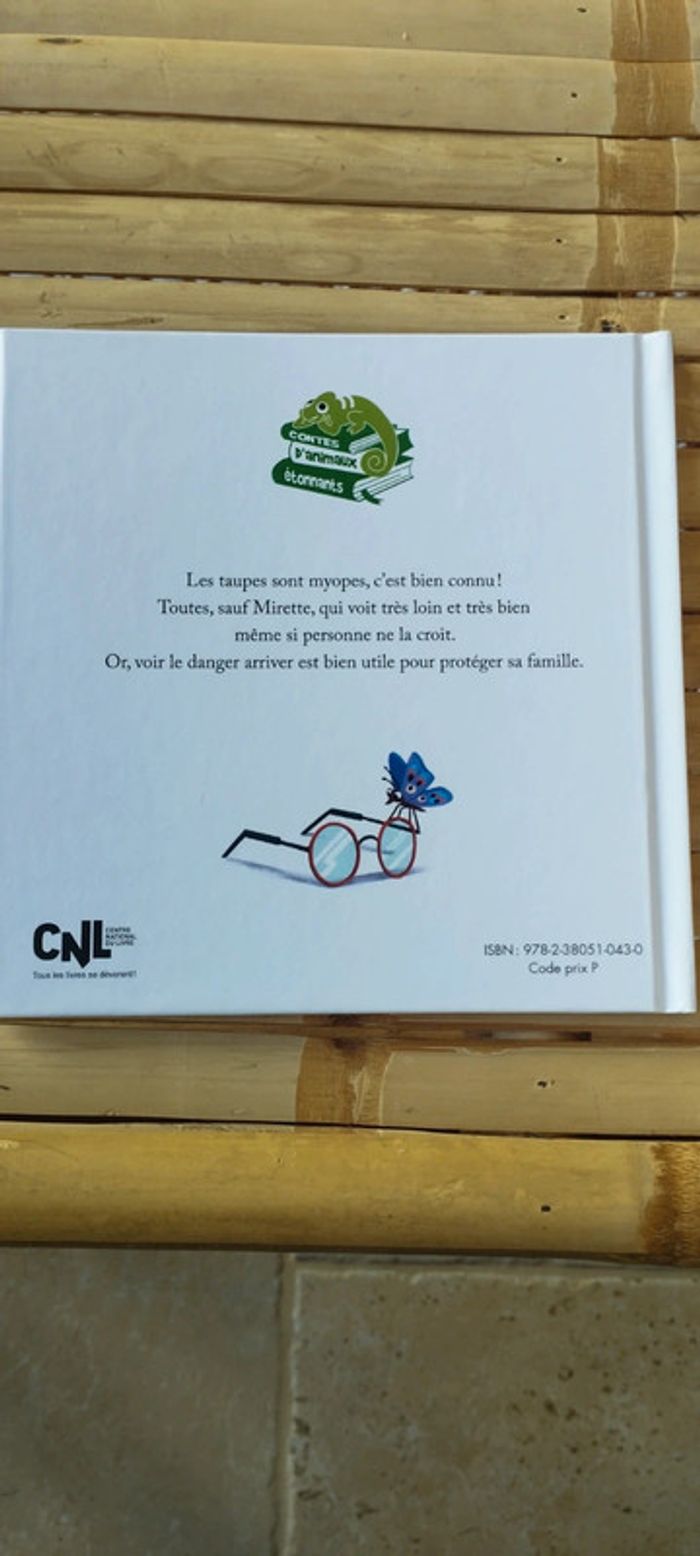 Livre La taupe qui voyait loin - photo numéro 2