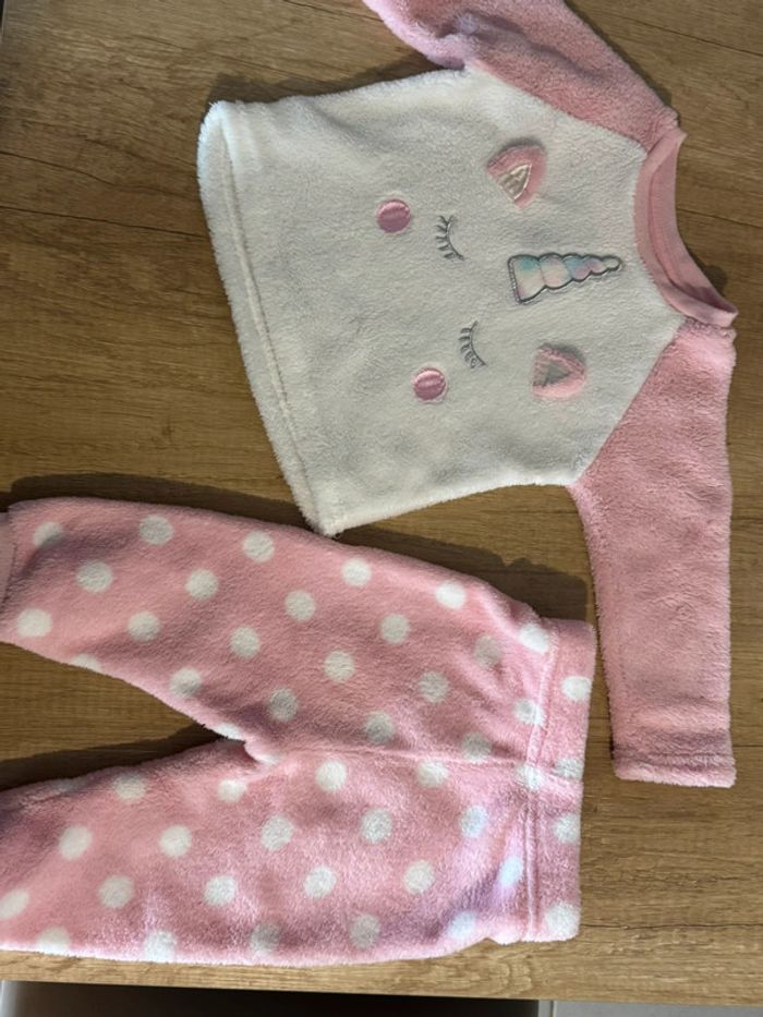 Pyjama 2 pièces 6-9 mois