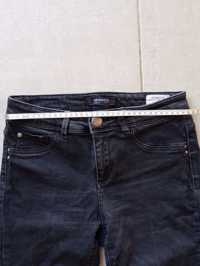 Très beau jean skinny comme neuf noir. - photo numéro 7