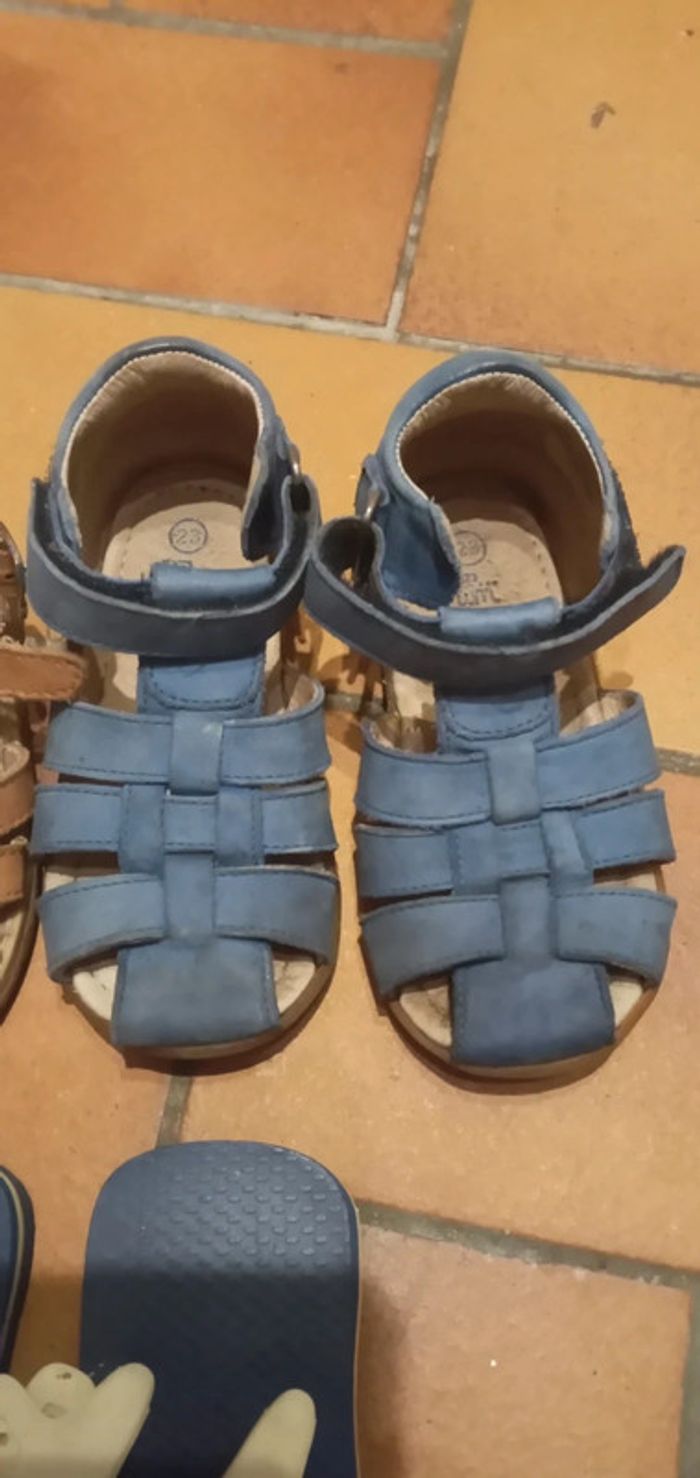 Lot de sandales pointure 23 - photo numéro 2