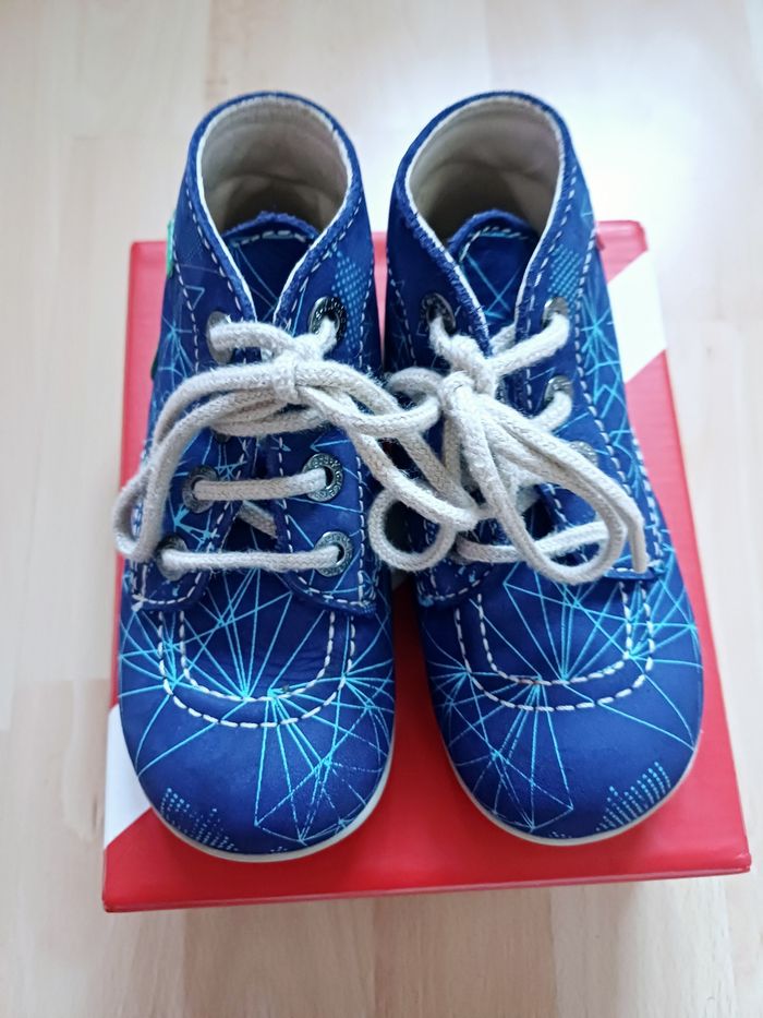 Kickers pointure 25 très bon état - photo numéro 3