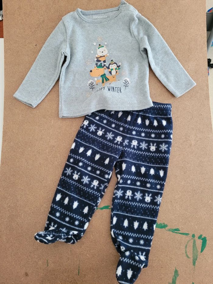 Pyjamas 2pieces gris bleu taille 12mois in extenso