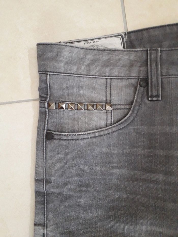 Jean's gris T 42 - photo numéro 4