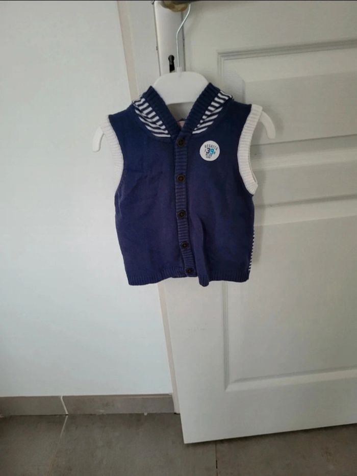 Gilet sans manche garçon grain de blé 12 mois