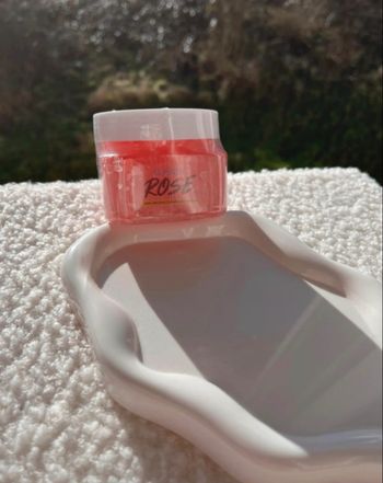 Gommage odeur rose neuf scellé 