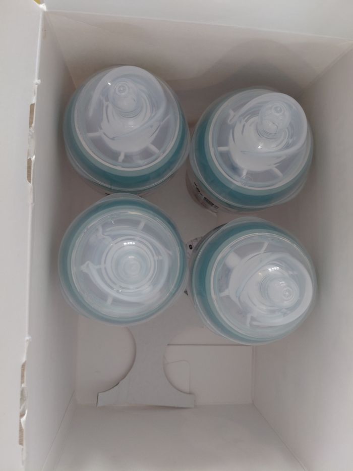 Lot biberon tomme tippee - photo numéro 2