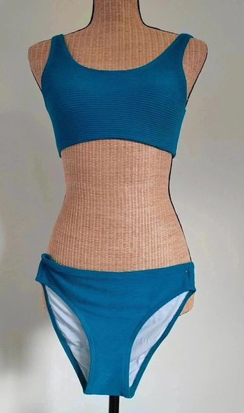 25 € Maillot de bain Lagon Bleu Taille 34