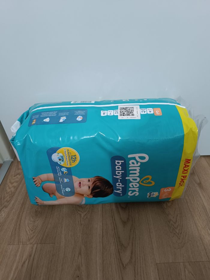 Pack couche Pampers Baby dry (124 couches - photo numéro 2