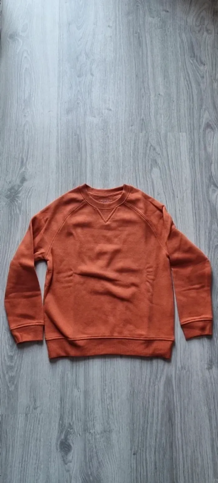 Sweat orange neuf 6/7ans 120cm - photo numéro 2