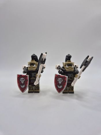 Figurines type lego 2 soldats / chefs orcs World Of Warcraft