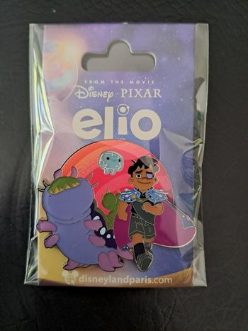 Pin's disney Elio