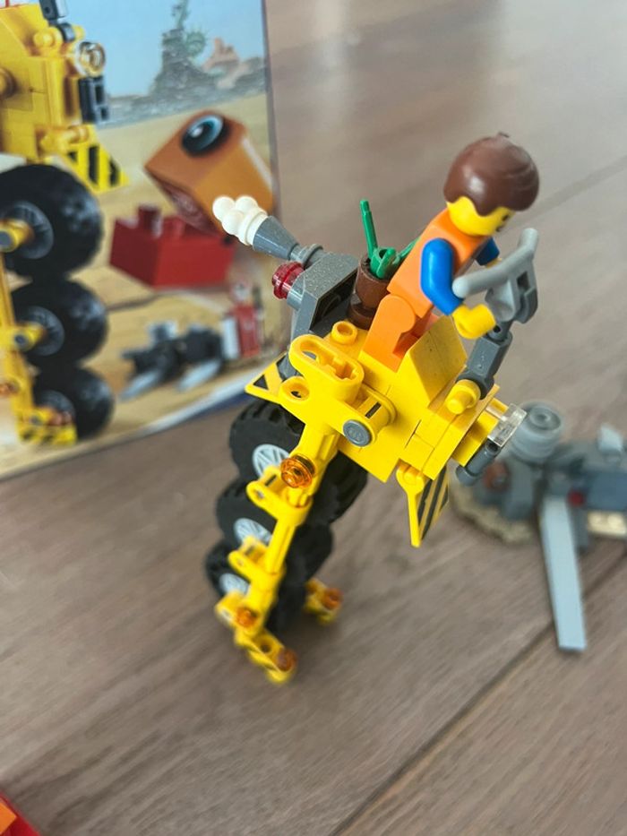 Lego  MOVIE - 70823 - Le Tricycle d'Emmet - photo numéro 5