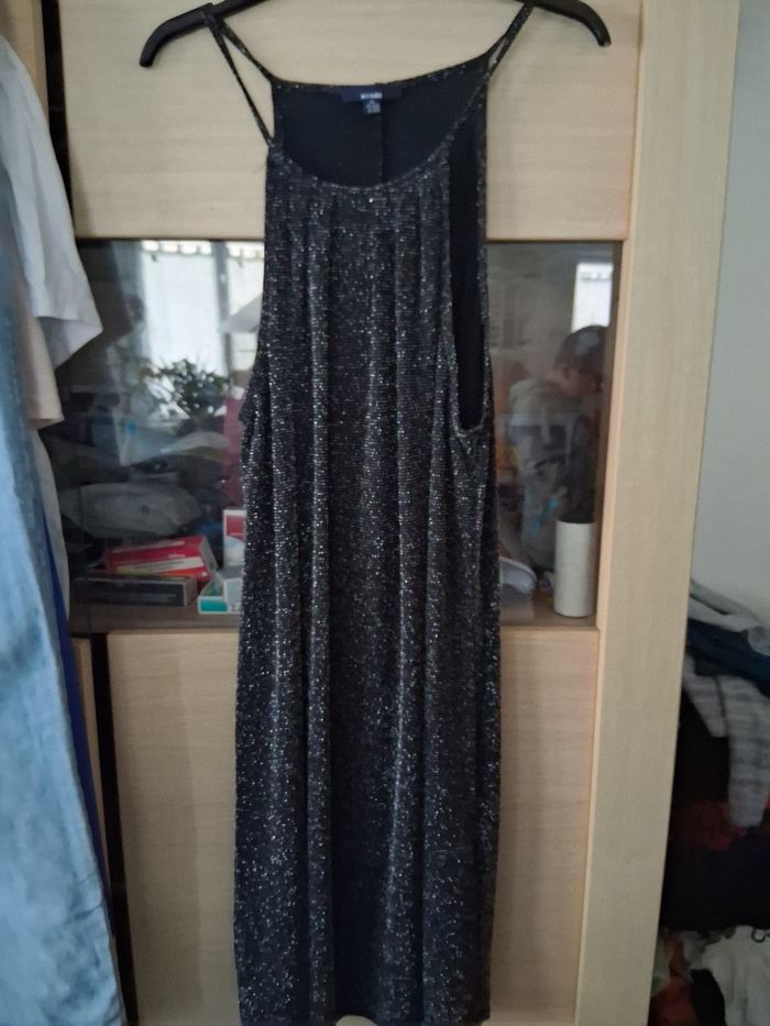 Robe noire XL - photo numéro 2