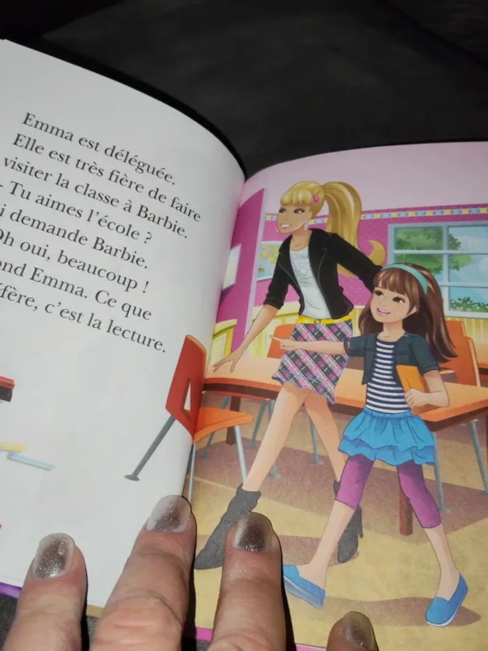 Barbie maîtresse d'école - photo numéro 3