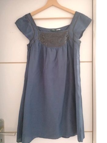 Robe bleue ample à sequins - taille 38 #espanolitinafemme #RentréeVinted