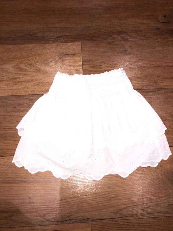 Jupe blanche fille 🌺 kiabi taille 3 ans très bon état