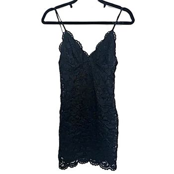 Robe noir a dentelle Neuf Zara taille S