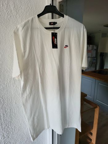 T-shirt long uni blanc Nike L