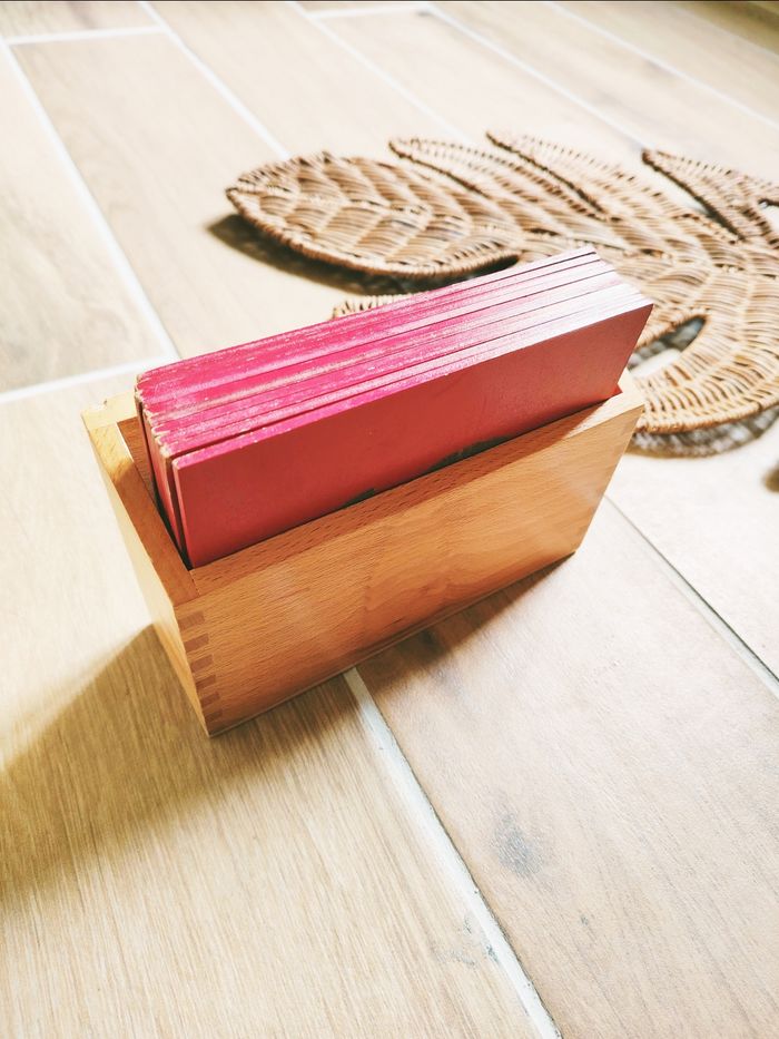 🔢Coffret Montessori avec chiffres rugueux 0 à 9 en bois - photo numéro 4