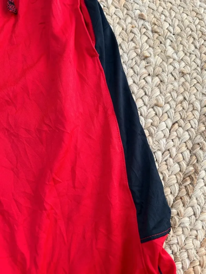 Short Garçon Under Armour Loose Noir & Rouge | Taille 16 ans | Très Bon État | Sport Casual | R23 - photo numéro 9