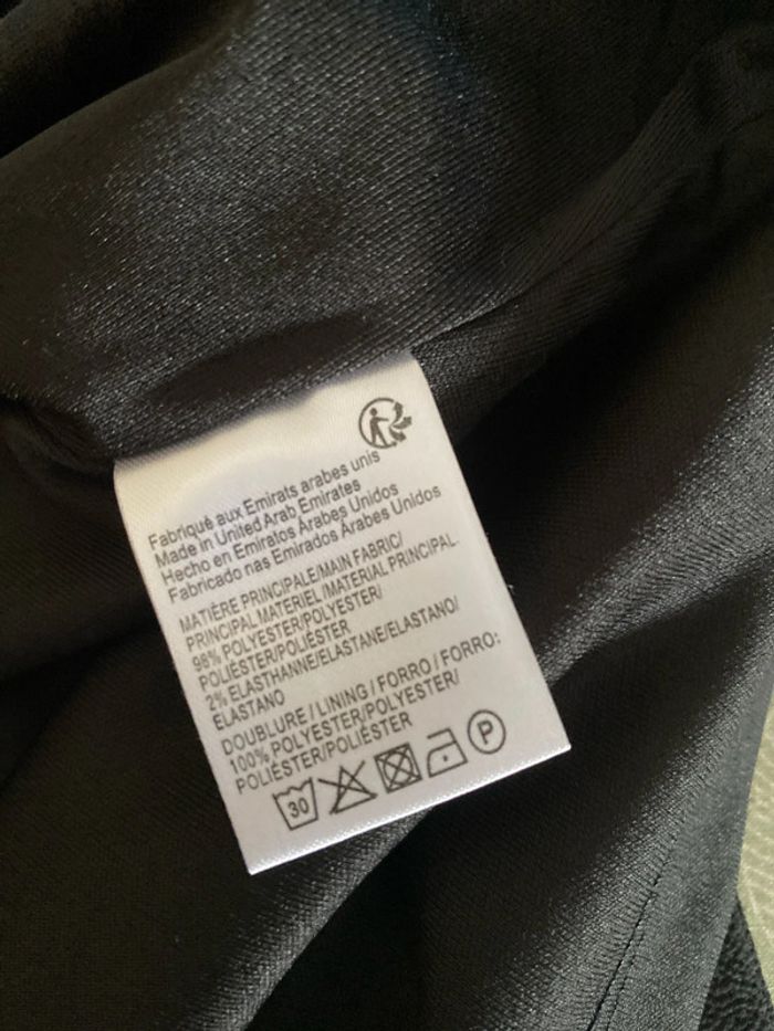 Petite robe noire Gemo 36 - photo numéro 5