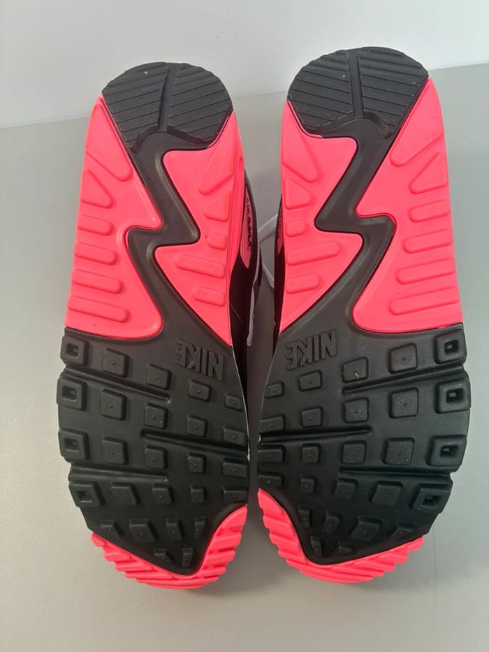 Baskets Nike air Max 90 rose noir Sunset pointure 42 - photo numéro 9