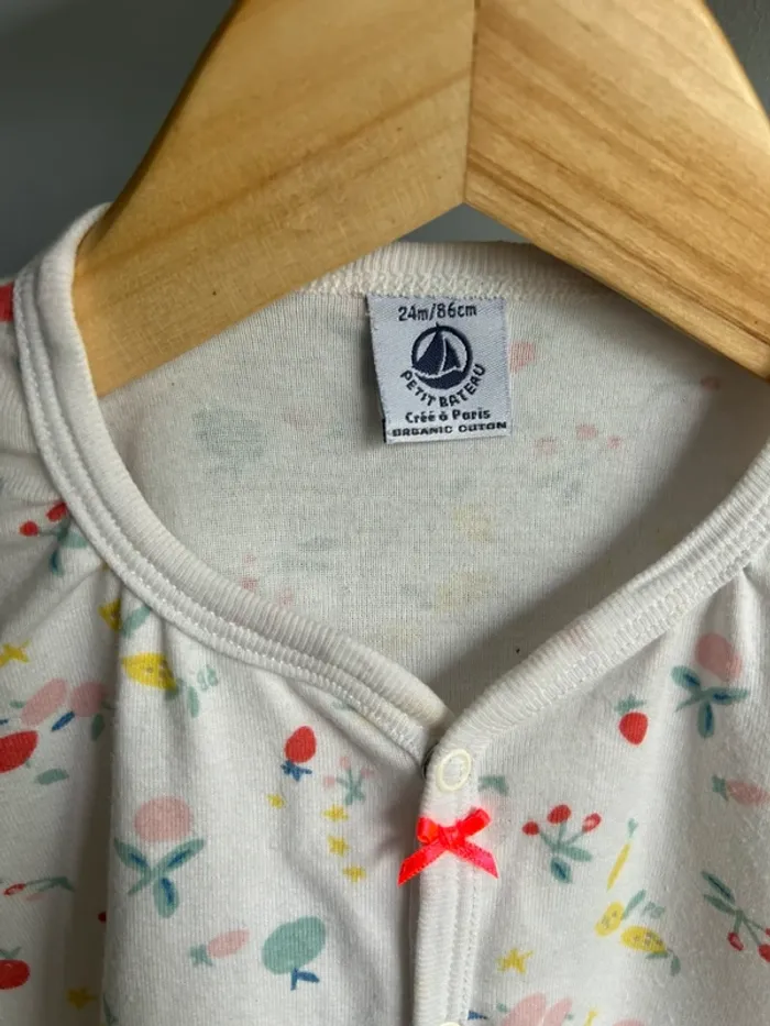 Pyjama / Combishort petit bateau fille 24 mois Tbe - photo numéro 2