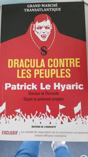Dracula contre les peuples