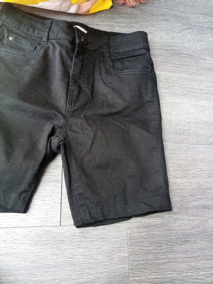 Short noir T. 32 - photo numéro 2