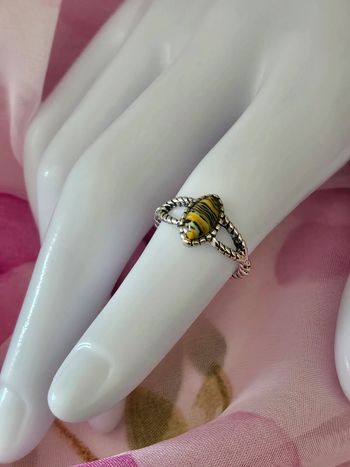 Bague avec pierre zébré en acier inoxydable