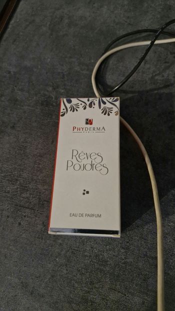 Eau de toilette phyderma rêves poudres