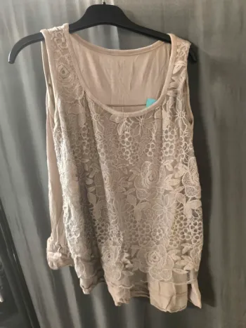 323443 haut gris femme L avec fleurs