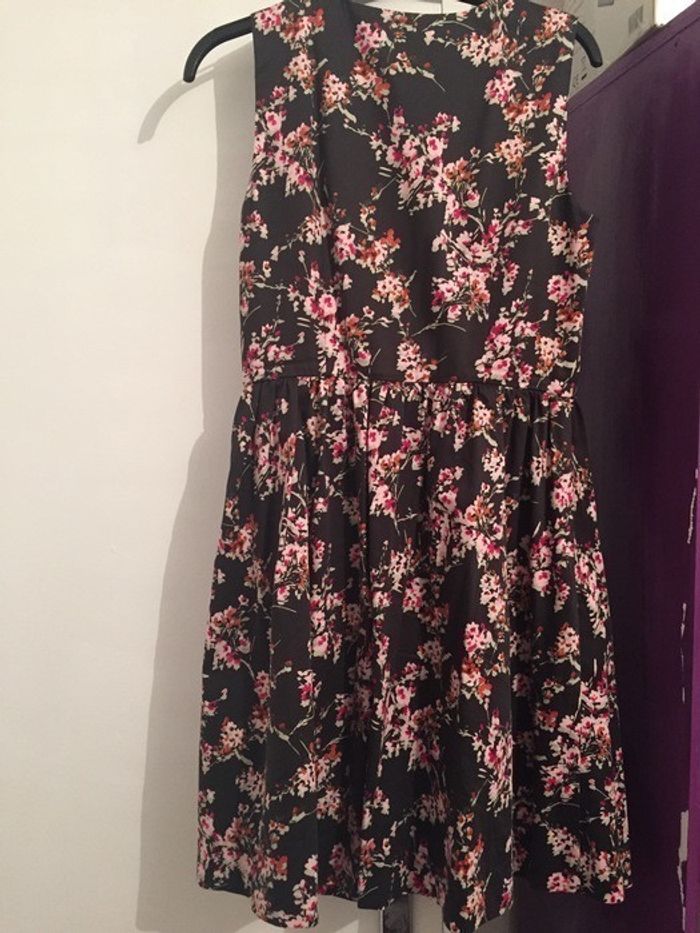 Robe Sinequanone noire imprimée fleurs Prunus - taille 38 - photo numéro 2