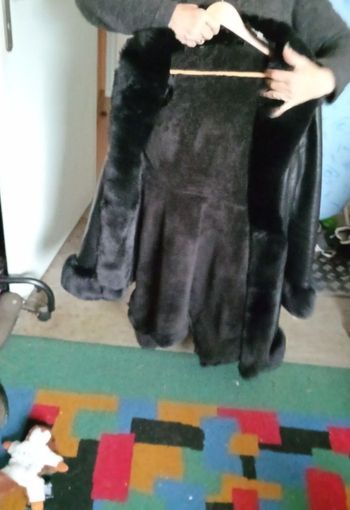 Manteau fausse fourrure 