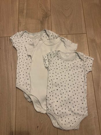 Lot 3 bodies - 12 mois 