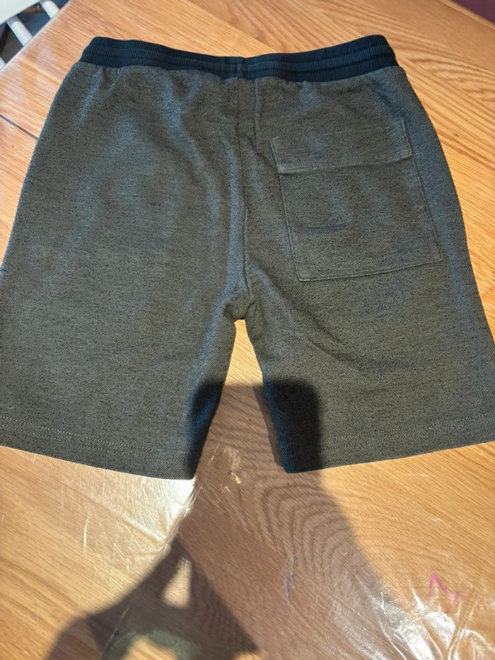 Short kaki - Kiabi - 12 ans - photo numéro 4