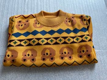 Pull col rond, doux avec motif 