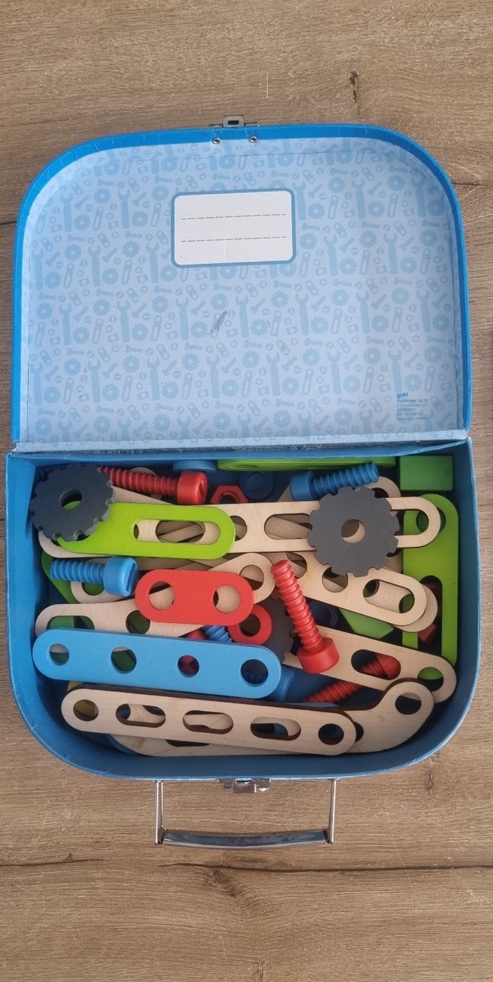 Valise avec véhicules de construction bois neuf - photo numéro 5