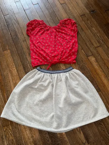 tshirt et jupe Monoprix 14 ans