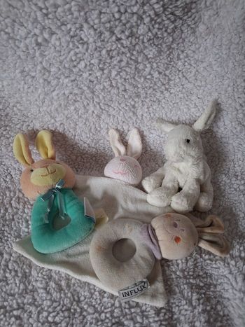 Doudous lapin - Différentes Marques