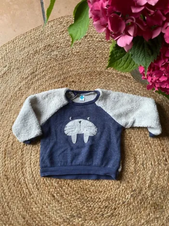 Pull 23 mois