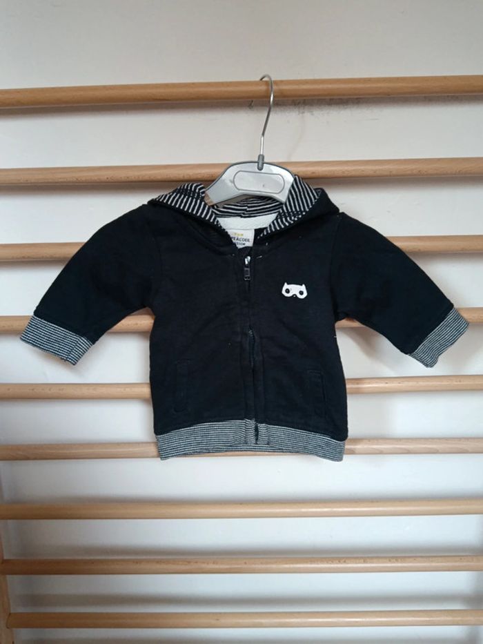 Veste zippé tape a l'oeil