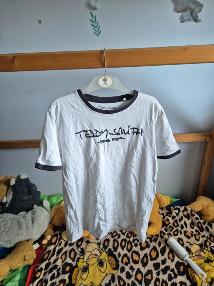 Teddy smith