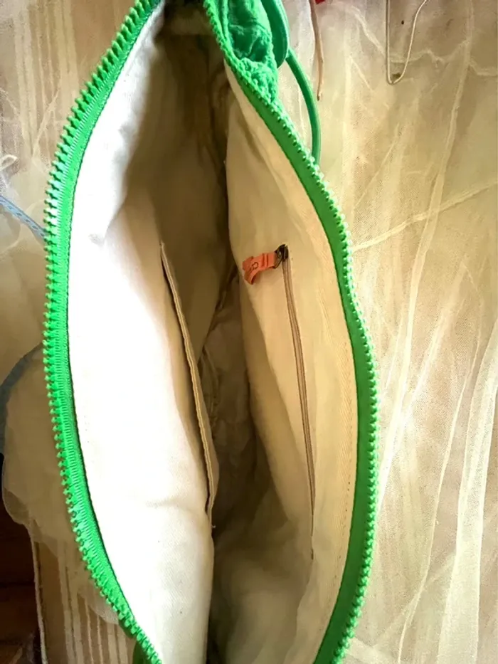 Sac Waffle de Crazy Lou vert pomme - neuf sans étiquette - photo numéro 3