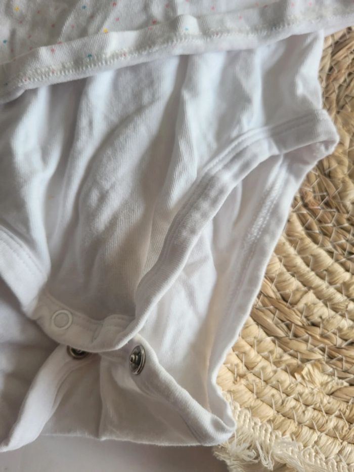 Body manches courtes Tee-shirt vertbaudet taille 18mois - photo numéro 2