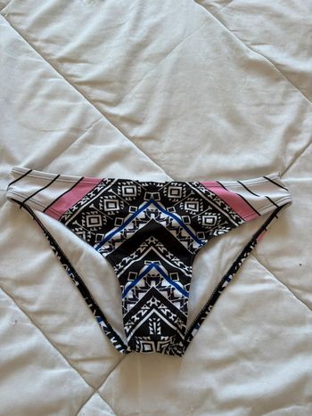 Bas de maillot de bain femme – culotte motifs colorés – neuf jamais porté taille S/36