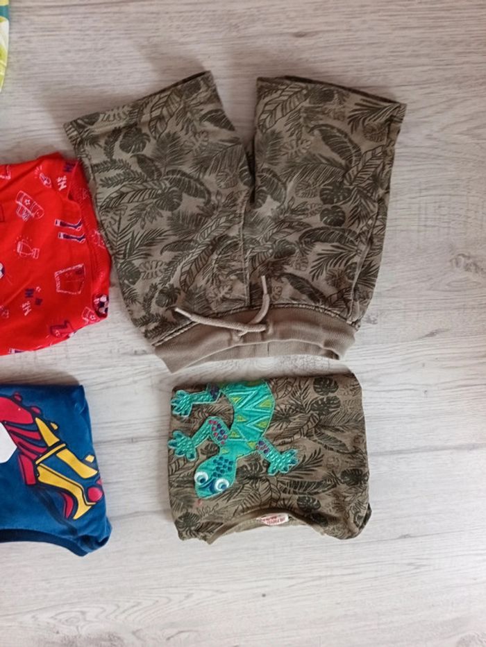 Lot vêtements 3 ans garçon 98 cm tee shirt ensemble short short bain - photo numéro 9
