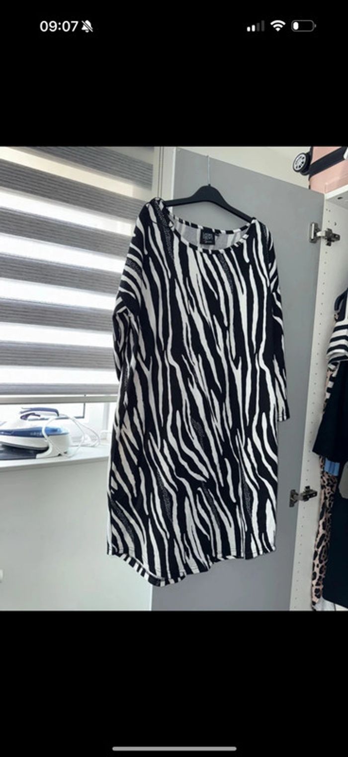 Lot de 4 robe xxl tres bonne neuf