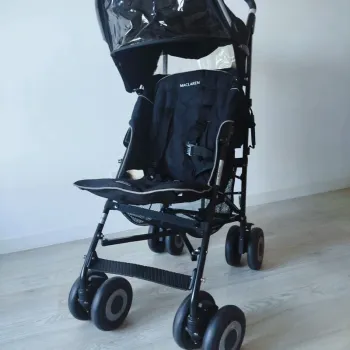 Carrinho de bebê Maclaren