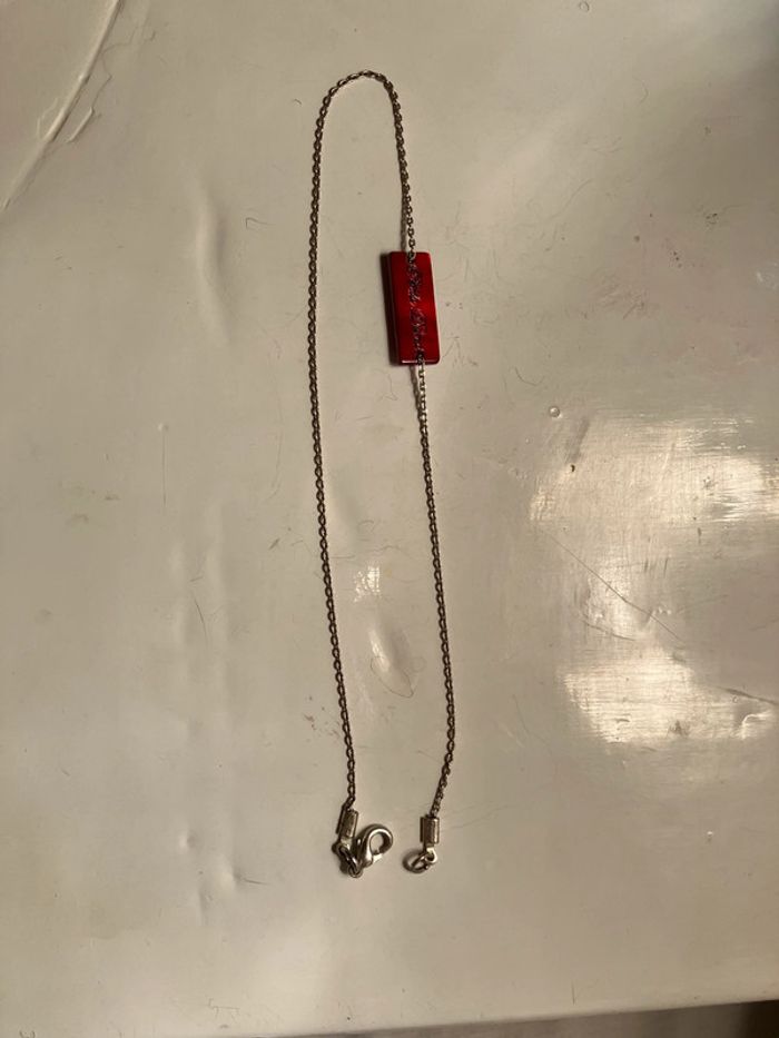 Chaîne argentée Perla Duna plaque métal vernis rouge simple de cheville ou double pour poignet fin